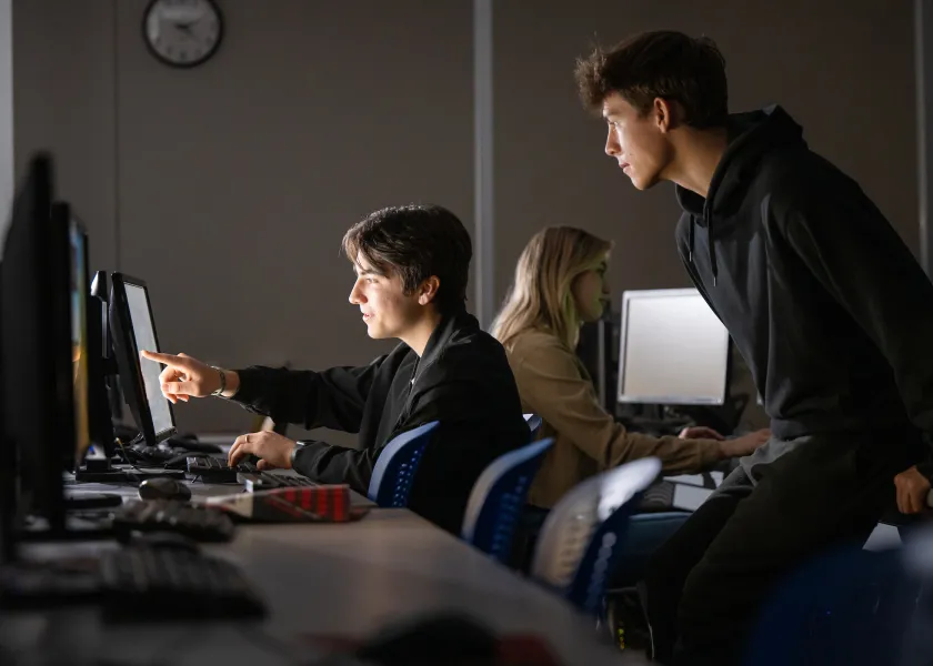 students working in a computer lab